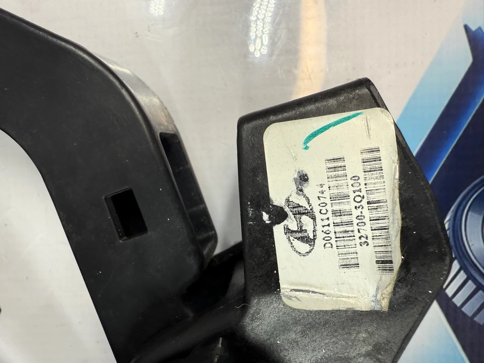 Acelerador de pedal de gasolina Hyundai Sonata 2011-2014 32700-3Q100 OEM Foto 3 de 4