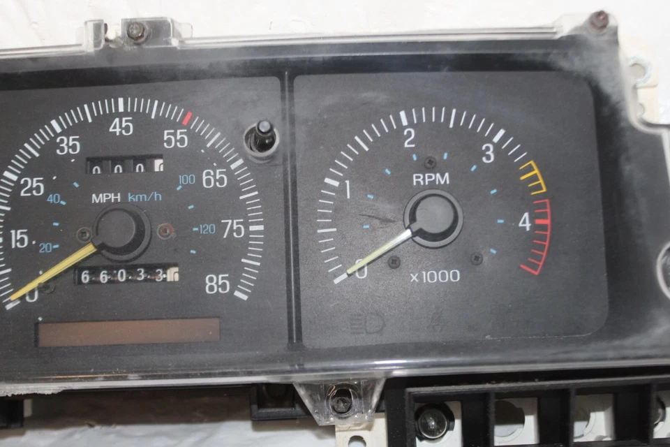 Cuadro de instrumentos velocímetro Ford F350 1990 indicadores de panel 66.033 millas diésel Foto 3 de 4