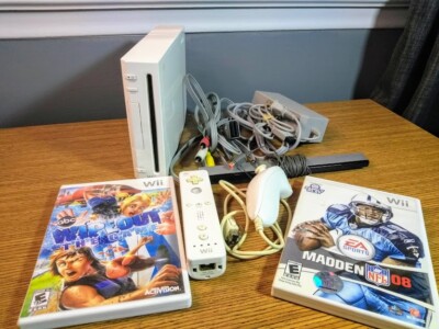 Nintendo Wii White Console- Used, Tested and in full working condition