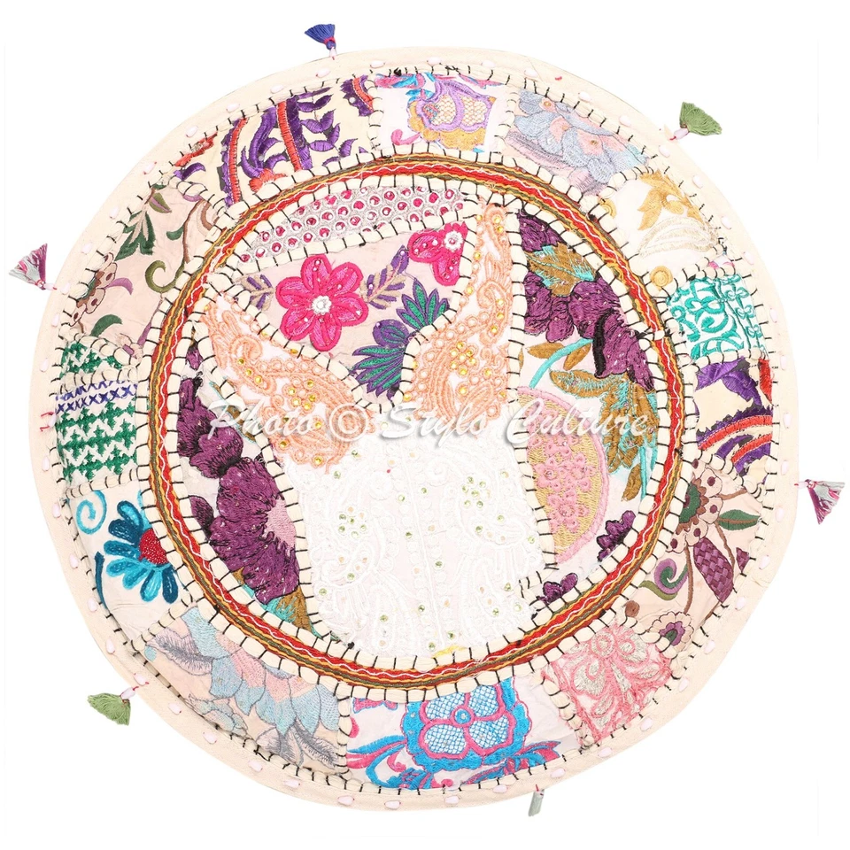 Puf otomano indio vintage bordado retazos reposapiés blanco decoración étnica Foto 3 de 4