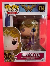 CONNIE NIELSEN signed Autogramm Funko Pop WONDER WOMAN in Person autograph ACOA