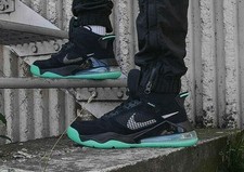 jordan mars 270 green glow review
