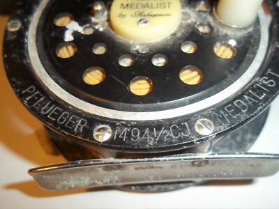フリューガーメダリスト１４９４1/2AK シェークスピア VTG PFLUEGER MEDALIST BY SHAKESPEARE 1494 1/2 CJ Fishing Reel | eBay