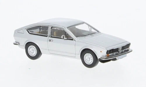 MODELLINO AUTO STATICO Premium Classixxs ALFA ROMEO ALFETTA GT 1974 SILVER 1:87 - Immagine 2 di 4