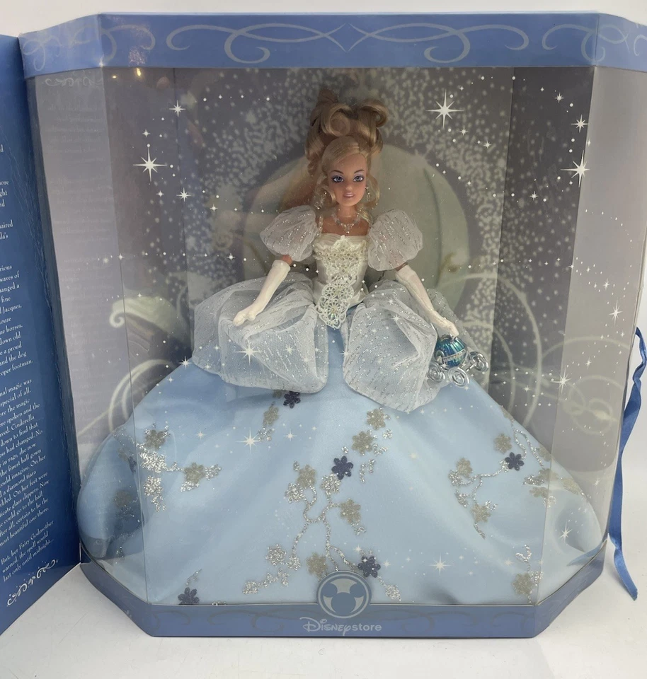 ⭐ 2005 Disney Store Exclusive Special Editon Cinderella Doll Figure - NEW ⭐ - Image 2 of 4
