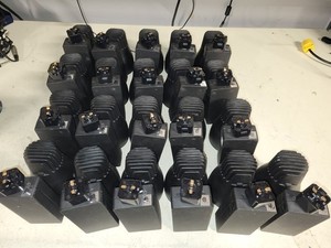 21x Leviton Con-Tech CTL8251 CTL8251VM35D-B LED Track Light Fixtures