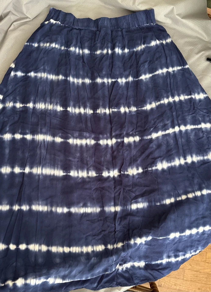 Merona Navy Blue & White Striped Tie-Dye Elastic Waist Maxi Skirt w/Pockets, M - Image 3 of 3