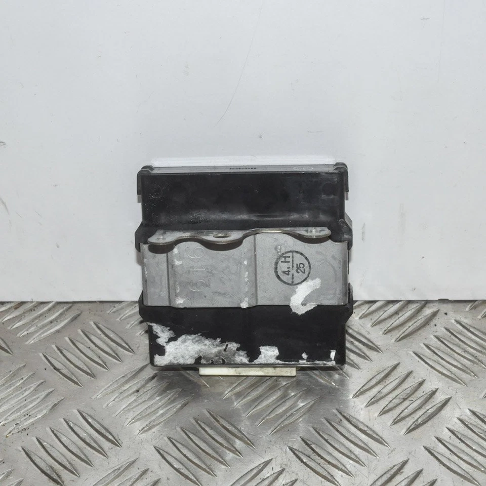 TOYOTA RAV 4 III _A3_ 2007 Other Control Units - Immagine 2 di 4