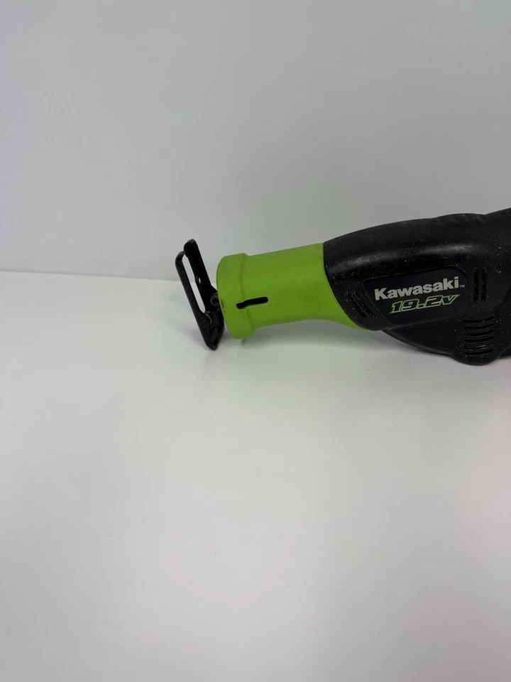 Kawasaki 19.2V Cordless power tools reciprocating saw 690088 Bare tool ONLY - Image 2 of 4
