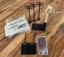 Model Train Accessory Lot Uncouplers, Poles, Signal, Lights, Wheels
