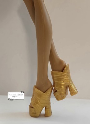 Monster High Mummy Majesties Cleo Gold Shoes G1 Body 