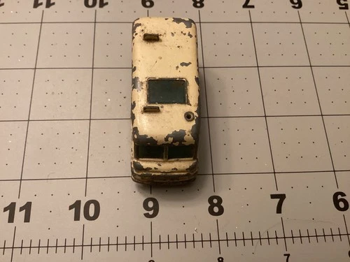 Vintage Matchbox 1-75 Lesney England #62 “Rentaset” TV Service Van Diecast