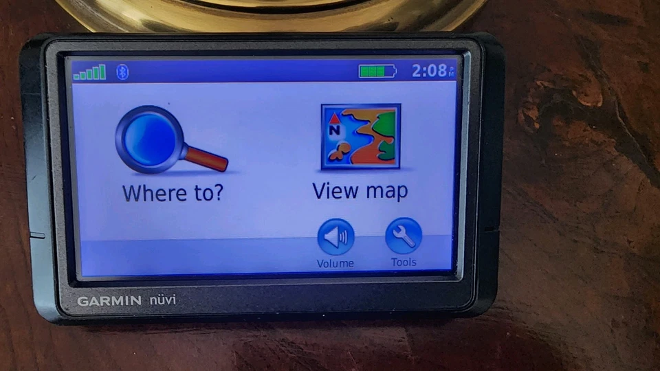 Garmin Nuvi 1390 GPS Navigation with 8GB Micro SD Card w/ Updated Maps - Image 2 of 4