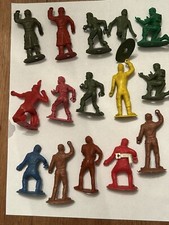 Vintage MPC Plastic Figures Lot Of 15 Indian, Ringhand Soldiers - Read Desc.
