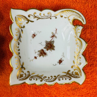 2 LOT VTG Hand Painted Original Japan D-54 Gold Trim Square