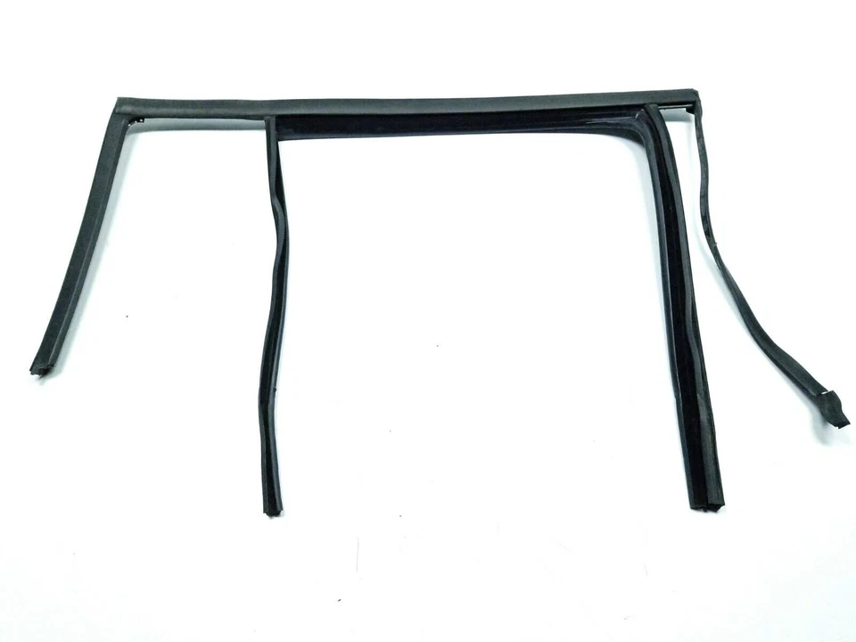 09 11 12 13 14 15 16 17 VW TIGUAN REAR RIGHT PASS WINDOW WEATHERSTRIP SEAL OEM - Image 3 of 4