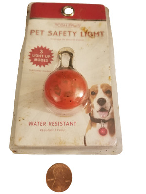 w9t?+S3 ugg woof POSH PAWS dangle clip on  red COLLAR LIGHT 840824103460 SEALED