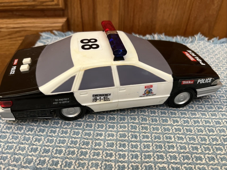 Винтажная пластиковая модель полицейского автомобиля 1993 Fun Rise рабочая - Изображение 4 из 4