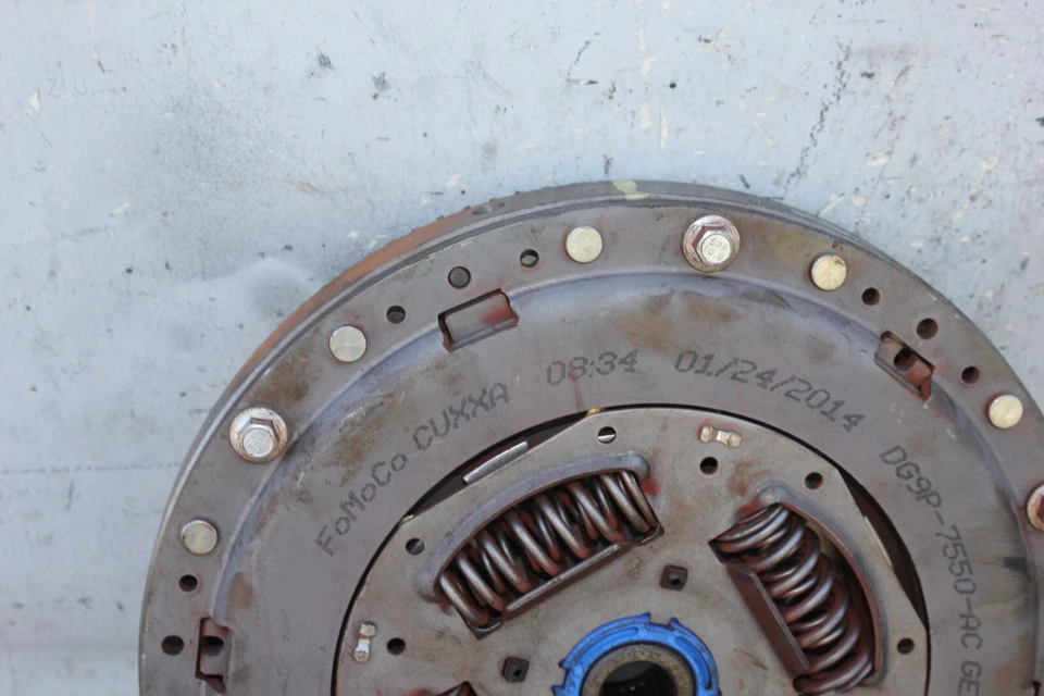 FORD C MAX FUSION HYBRID TRANSMISSION FLYWHEEL FLEXPLATE CLUTCH KIT OEM - Image 4 of 4