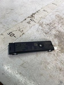 MERCEDES-BENZ CLA Coupe C117 Antennenverstärker  A2229055804 2.00 32118047
