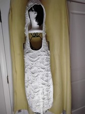  White summer dresses 