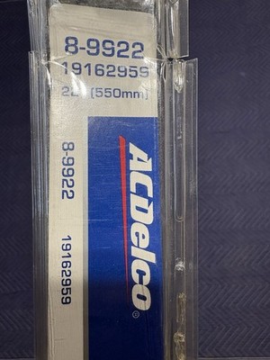 NEW GENUINE GM AcDelco 22  Windshield Wiper Blade 8-9922, 2005-09 Mustang