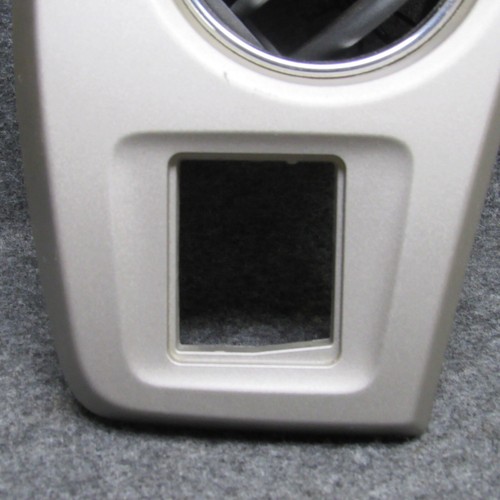 2009-10 Pontiac Vibe LH Dash Air AC Heater Vent Mirror Switch Bezel Silver 71189 - Picture 5 of 9
