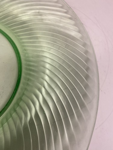Anchor Hocking Spiral Optic Green Vaseline Depression Glass Platter Round 13 In. - Picture 7 of 10