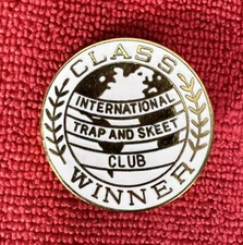 🔥VNTG INTERNATIONAL TRAP & SKEET CLUB CLASS WINNER MEMBER SHOOTING PIN Shotgun