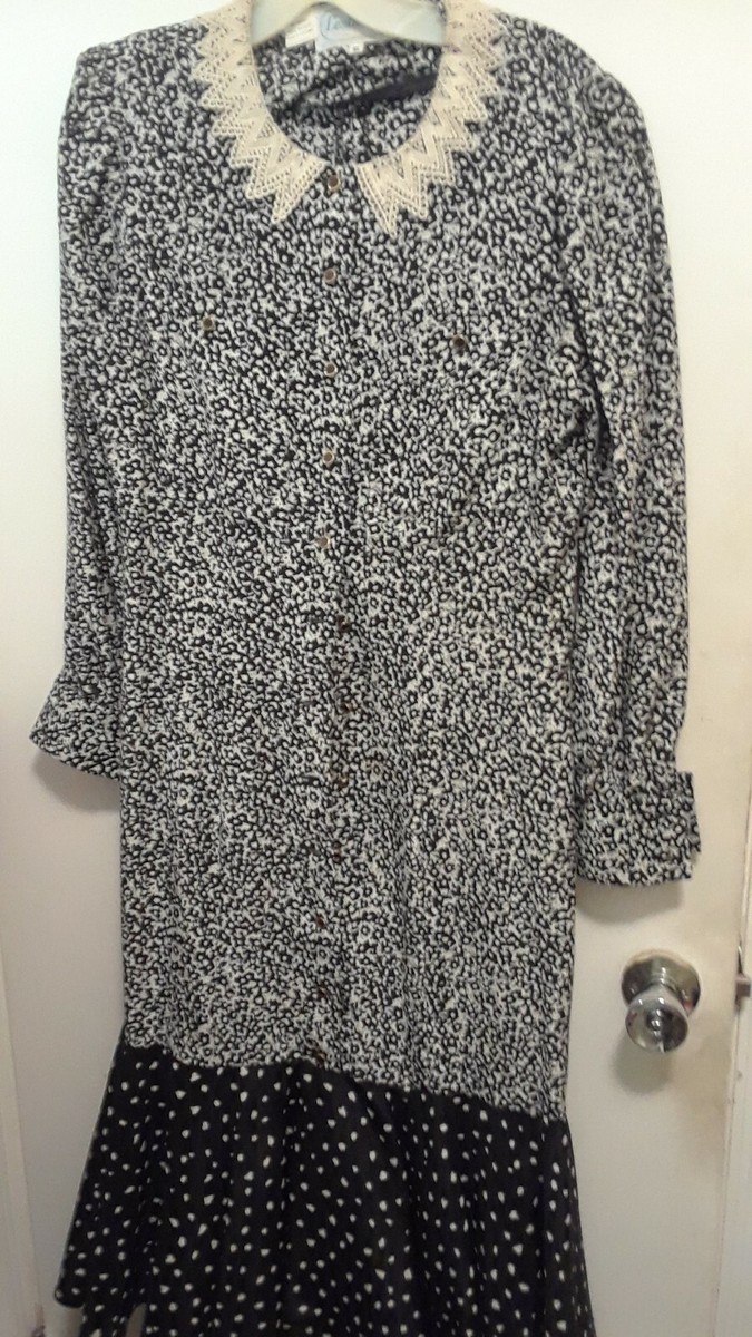 chinese dress ladies 1990s Classics by Leslie Fay Dress
