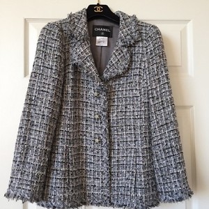 chanel tweed jacket second hand