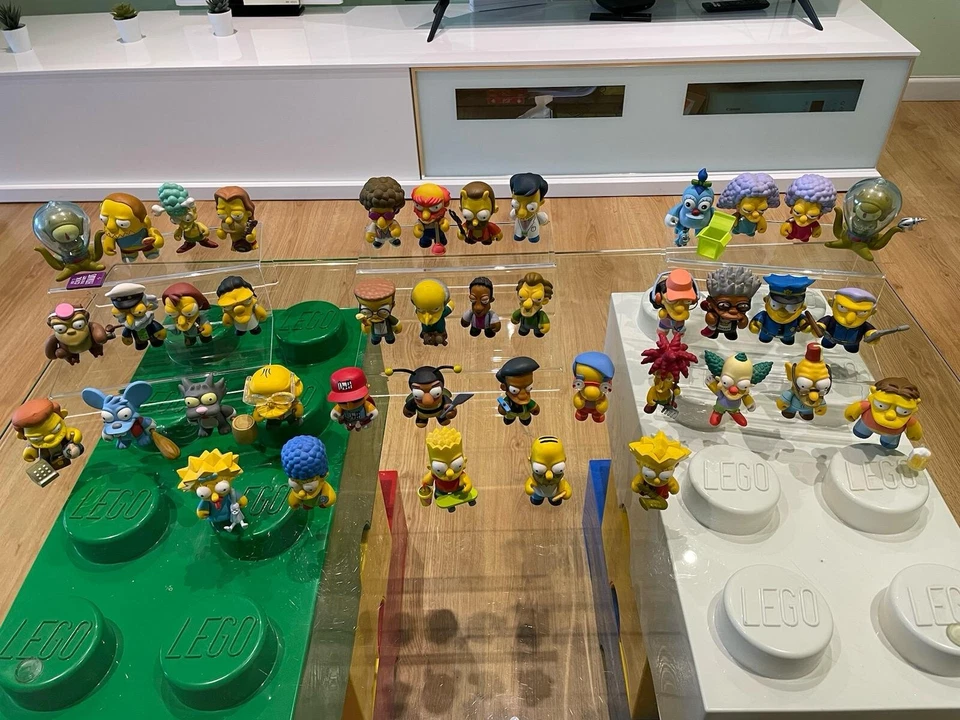 kidrobot simpsons 41 figuras 3 pulgadas,  series 1 y 2  - Immagine 2 di 4