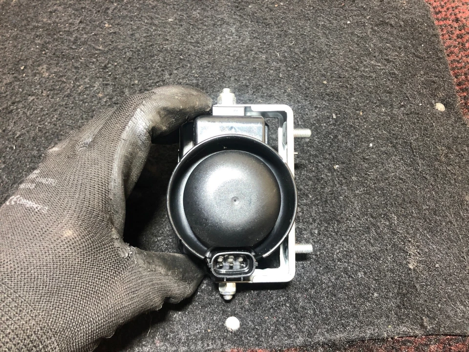 TOYOTA RAV4 2006 5 PUERTAS ALARMA ANTIRROBO BOCINA SIRENA 89040-48020 Foto 2 de 4