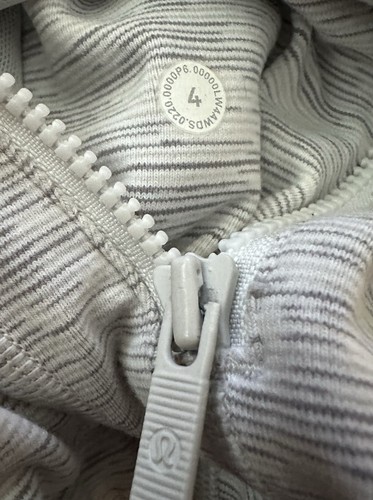 EUC🌟Lululemon Define Jacket Size 4 Wee Are From Space White Grey - Picture 6 of 6