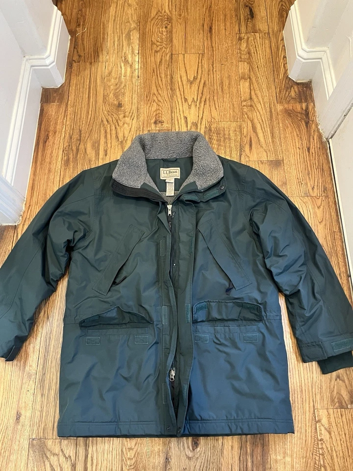Vintage dark green L.L.Bean zip-up jacket with tons of pockets — 第 2/4 张图片
