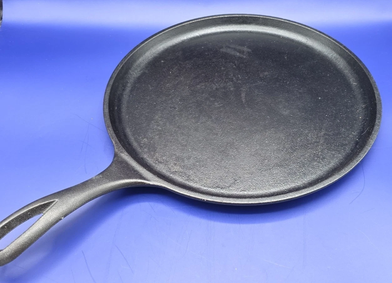 Lodge USA 90G Cast Iron 10.5" Round Griddle Skillet Pan SEASONED