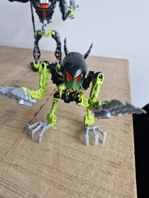 LEGO Bionicle 8952 Mutran & Vican Complete Makuta Tridax Pod with Shadow Leech