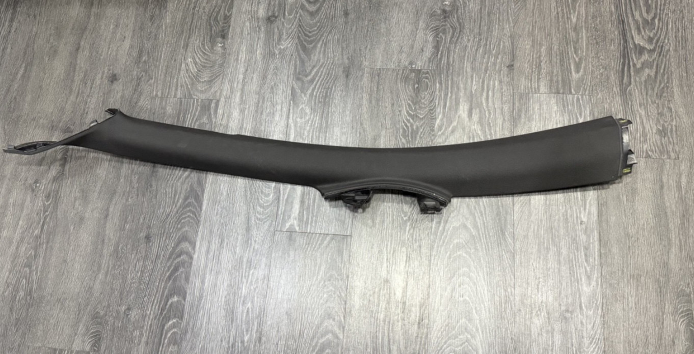 Lamborghini Huracan left Passenger Side Upper Trim Black Fabric 4T0867233B