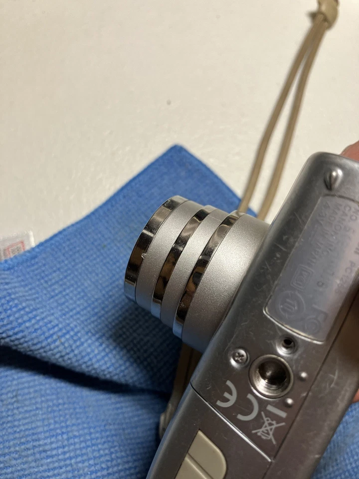 佳能 PowerShot SD890 IS 1000 万像素 银色 数码相机 带实际样品照片! — 第 4/4 张图片