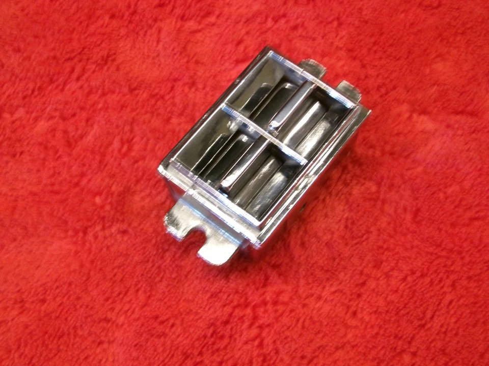 1961 - 1964 Cadillac power vent window Switch 2 Gang Refurbished Foto 2 de 4