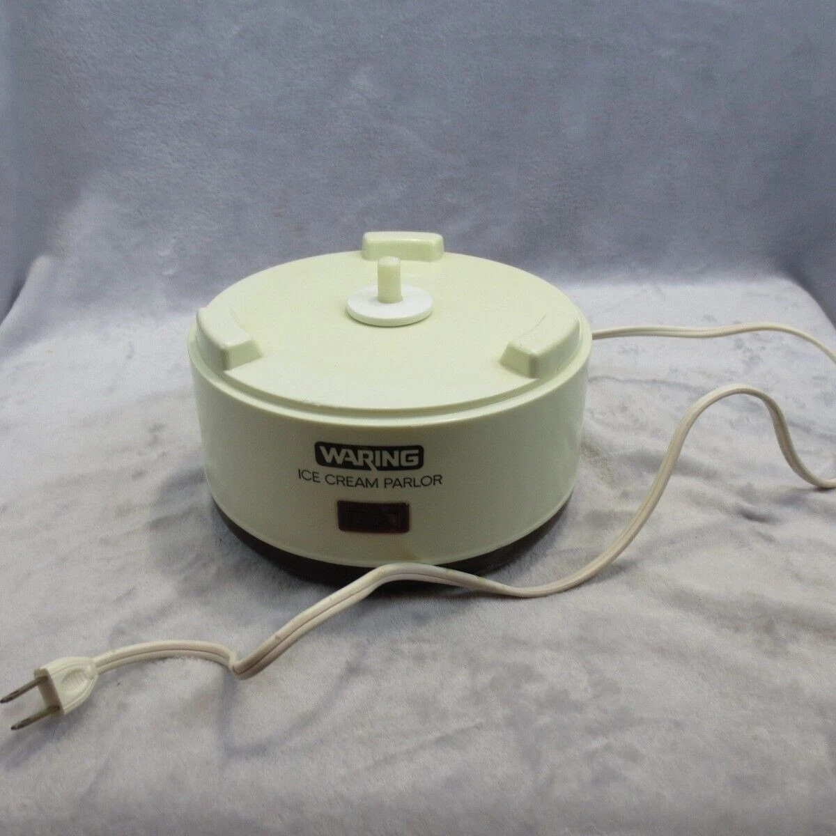 Waring Ice Cream Parlor Maker Replacement Motor Base Bottom 11CF10