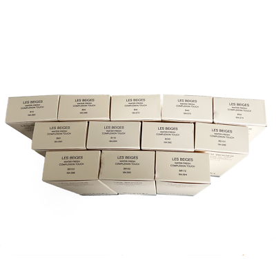 CHANEL LES BEIGES トライアルセット　ポ－チのみ CHANEL LES BEIGES Water-Fresh Complexion Touch 20mL/.7Oz NEW IN