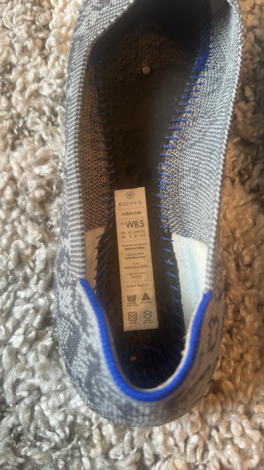 RARE Rothys Grey Python Snake Point Flat 8.5 Limi… - image 3