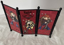 Bratz Rock Angelz Stage Backdrop Folding Screen Band Concert Playset Accessory