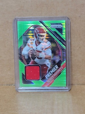 2025 Prizm: Patrick Mahomes Neon Green Pulsar Prizm Premier Jersey #PJY-PMA