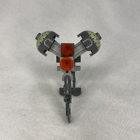 LEGO Star Wars BUZZ DROID W/ CIRCULAR SAW BLADE Minifigure 7252