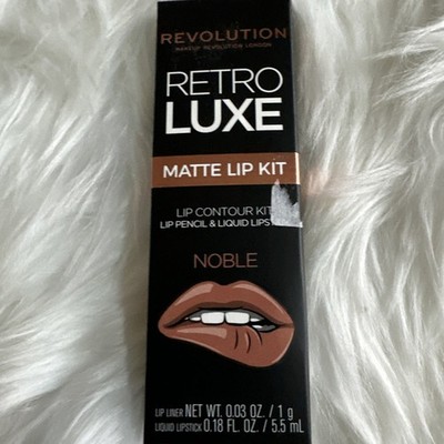MAKEUP REVOLUTION Retro Luxe Matte Lip Contour Kit Color Noble