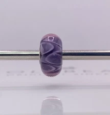Trollbeads Purple Petals Glass Bead