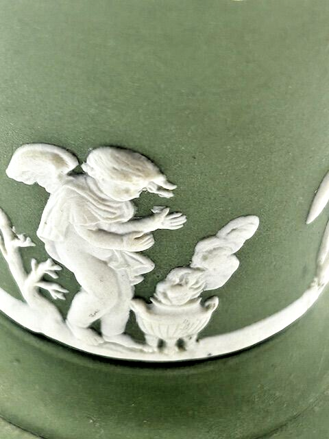 Picture 4 of 5