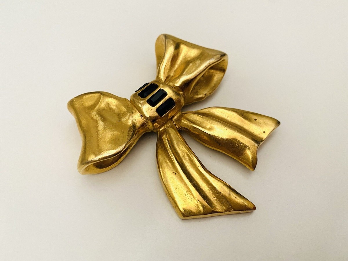 Broche Synonyme De Georges Rech - Demi-sphère Métal Avec Tresses - Occasion Bon état